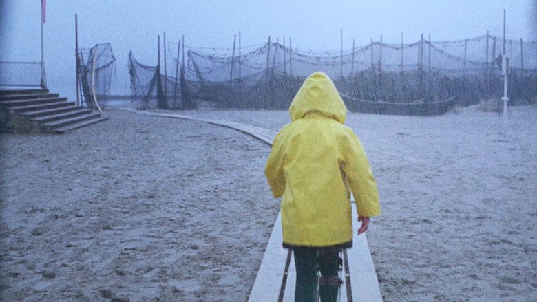 кадр из фильма A Day at the Beach