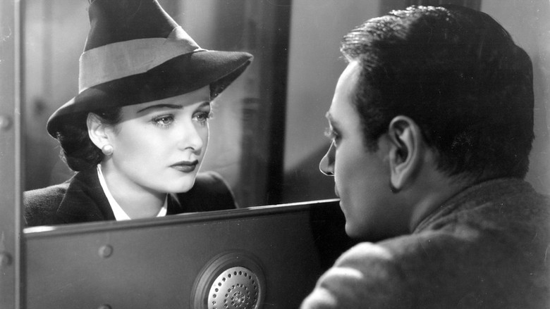 кадр из фильма The House Across the Bay