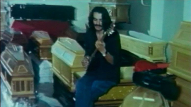 кадр из фильма Του Θρύλου και της Παραλογής