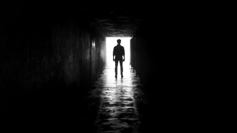 кадр из фильма Девушка возвращается одна ночью домой