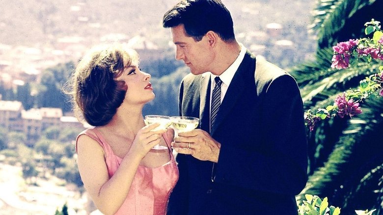 кадр из фильма Приходи в сентябре