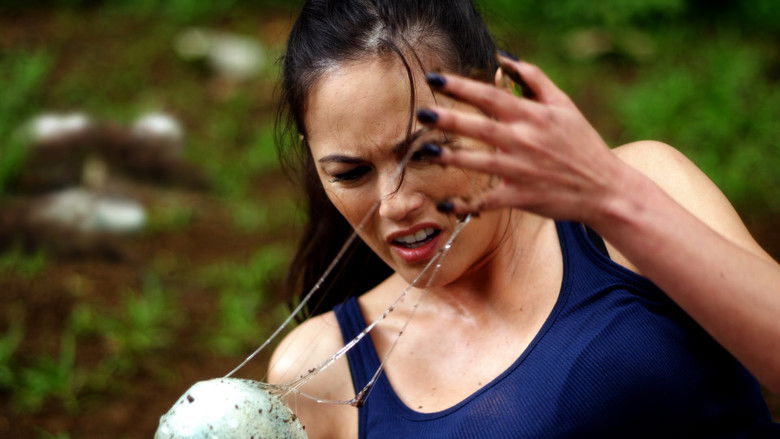 кадр из фильма Пираньяконда