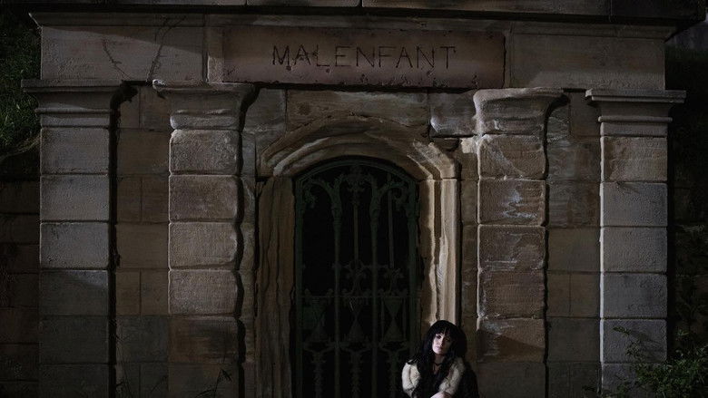 кадр из фильма October Roses