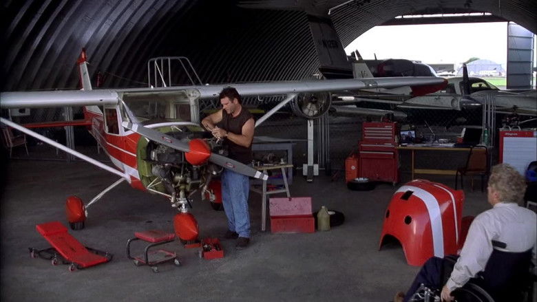 кадр из фильма Последний полет