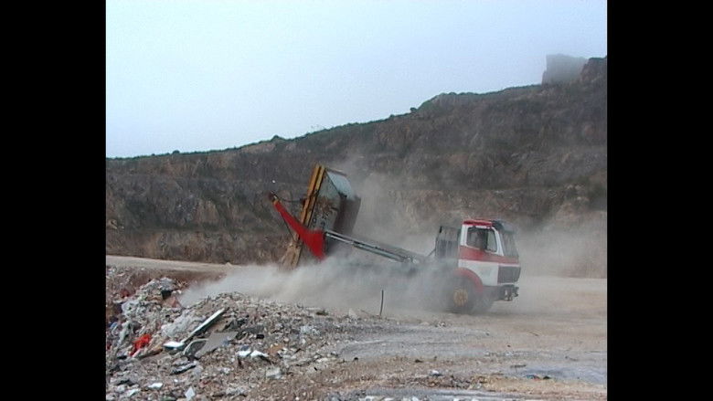 кадр из фильма El viento que golpea mi ventana