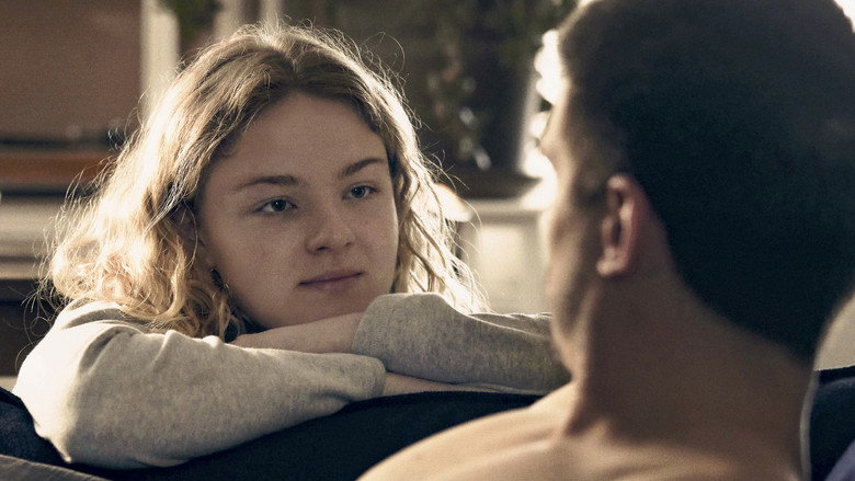 кадр из фильма Опасный незнакомец