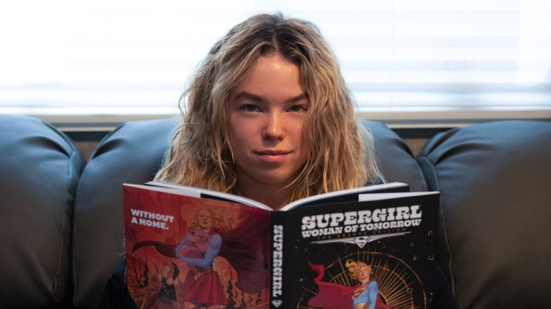 кадр из фильма Супергёрл