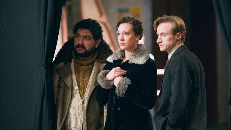 кадр из фильма Танец с саблями