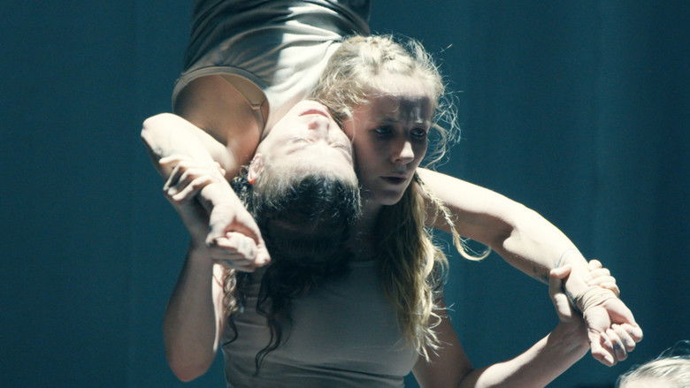 кадр из фильма En Masse by Circa