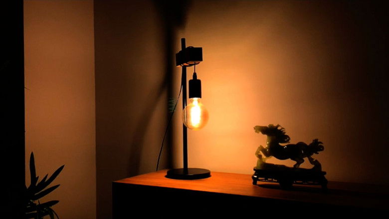 кадр из фильма Mentes Oscuras