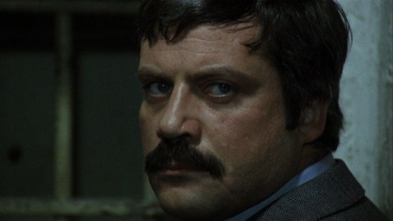 кадр из фильма Револьвер