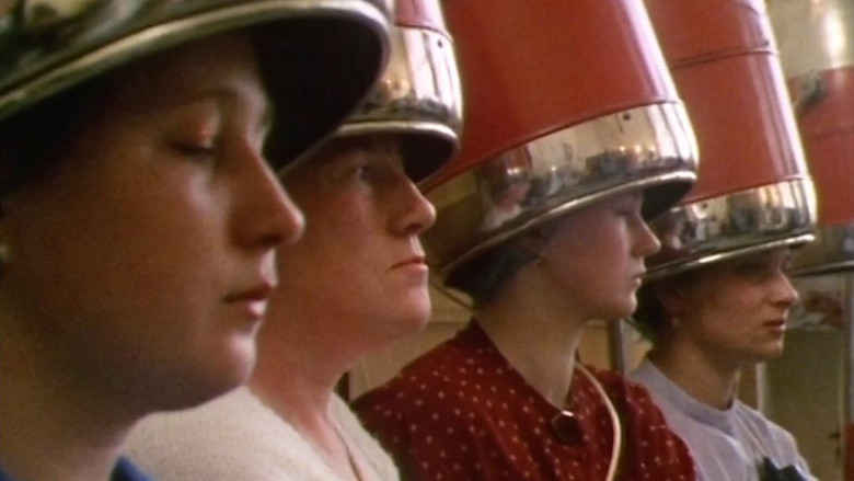 кадр из фильма Гипернормализация