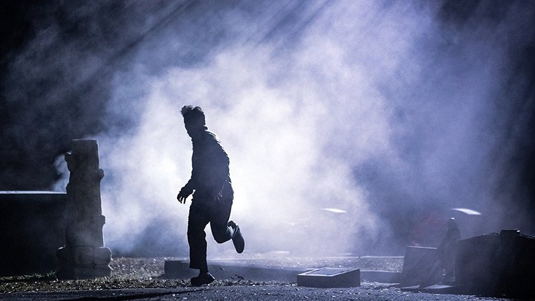 кадр из фильма Холодная Луна