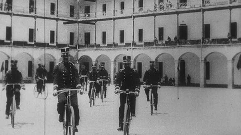 кадр из фильма Cyclistes militaires