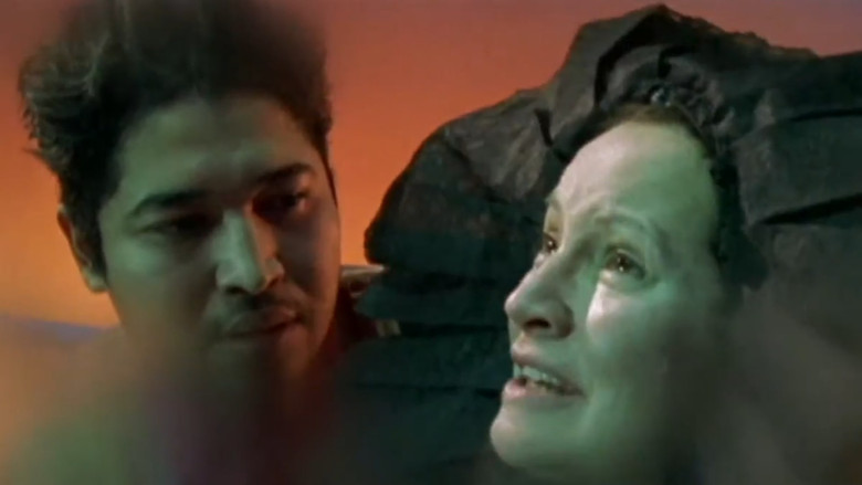 кадр из фильма Sombra Dolorosa