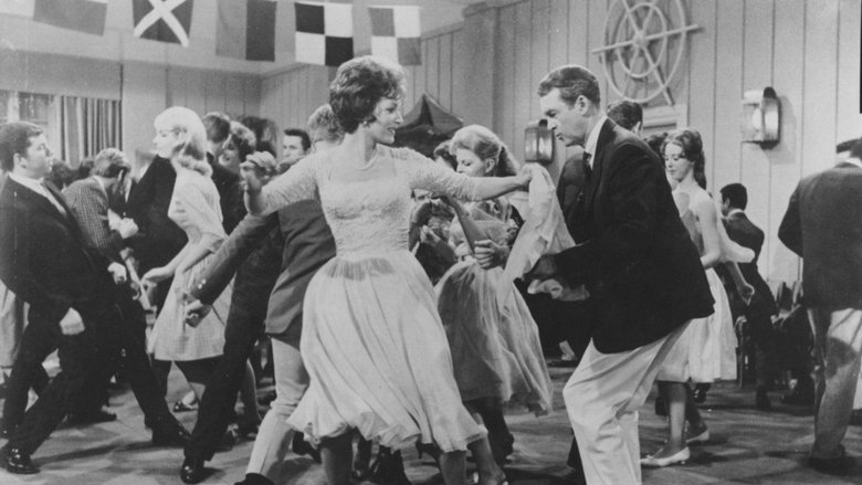 кадр из фильма Мистер Хоббс берет выходной