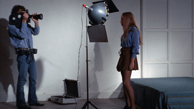 кадр из фильма Hollywood 90028