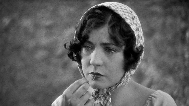 кадр из фильма Большой парад