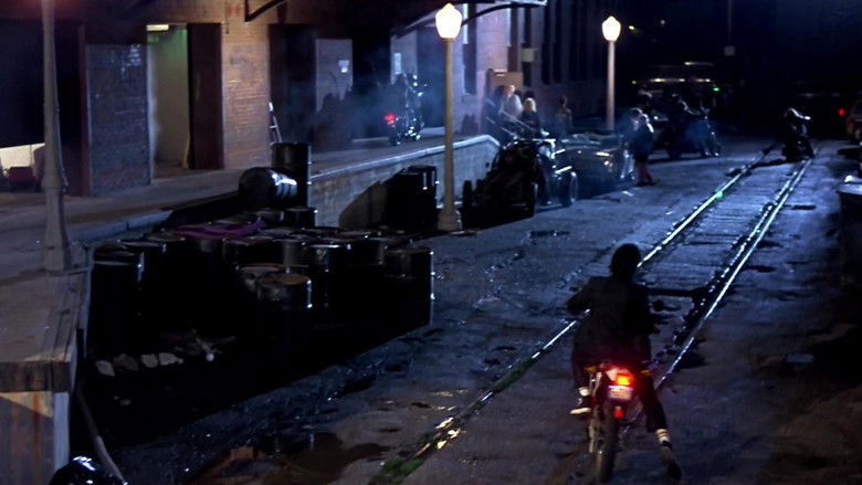 кадр из фильма Никогда не рано умирать