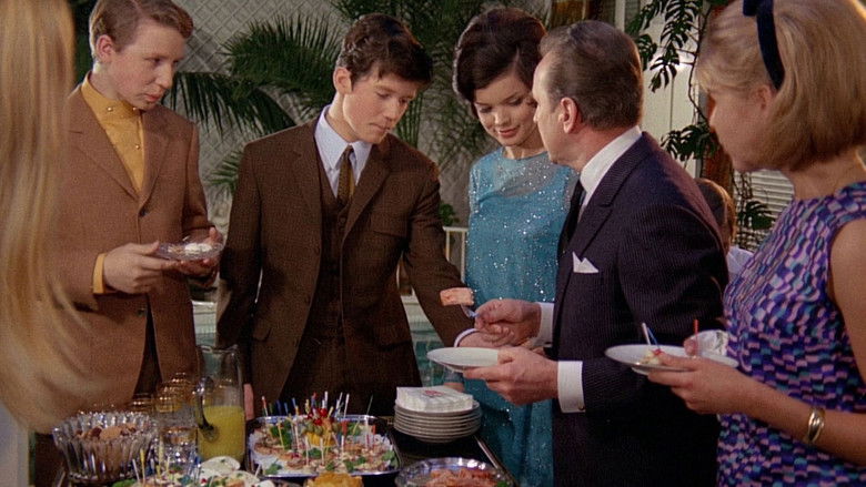 кадр из фильма Zur Hölle mit den Paukern