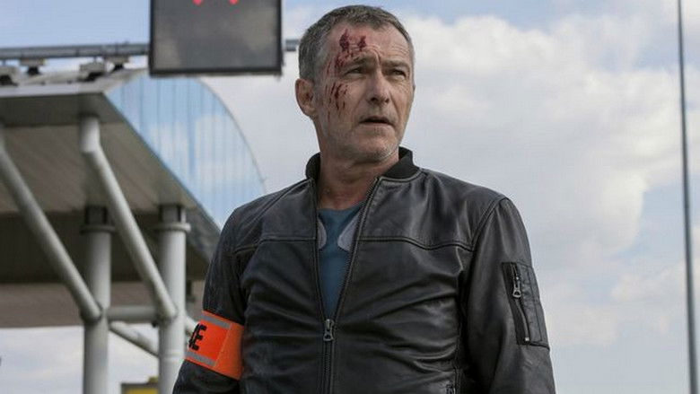 кадр из фильма На грани добра и зла