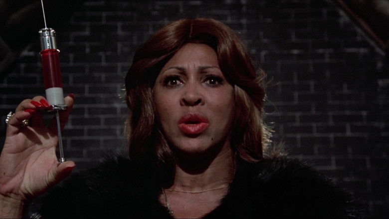 кадр из фильма Томми