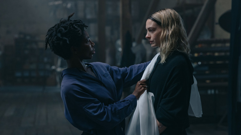 кадр из фильма Мать Мария