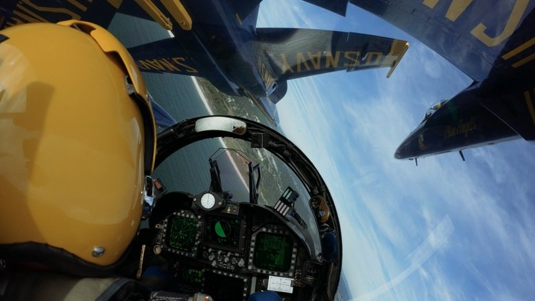 кадр из фильма The Blue Angels