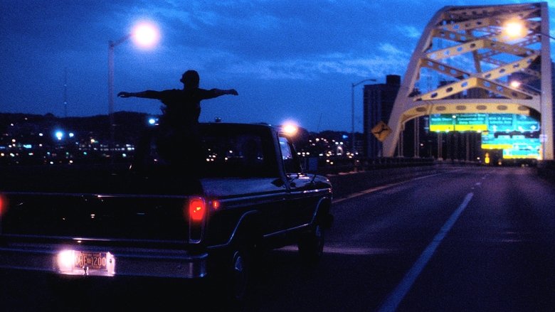 кадр из фильма Хорошо быть тихоней