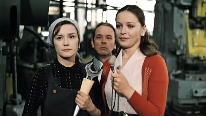 кадр из фильма Москва слезам не верит