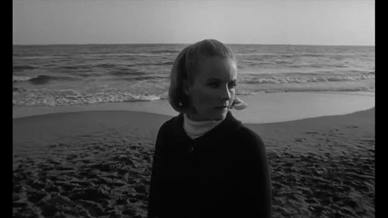 кадр из фильма L'inconnu de Shandigor