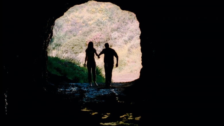 кадр из фильма Что-то Новенькое