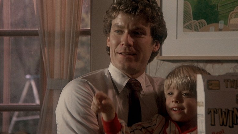 кадр из фильма Куджо