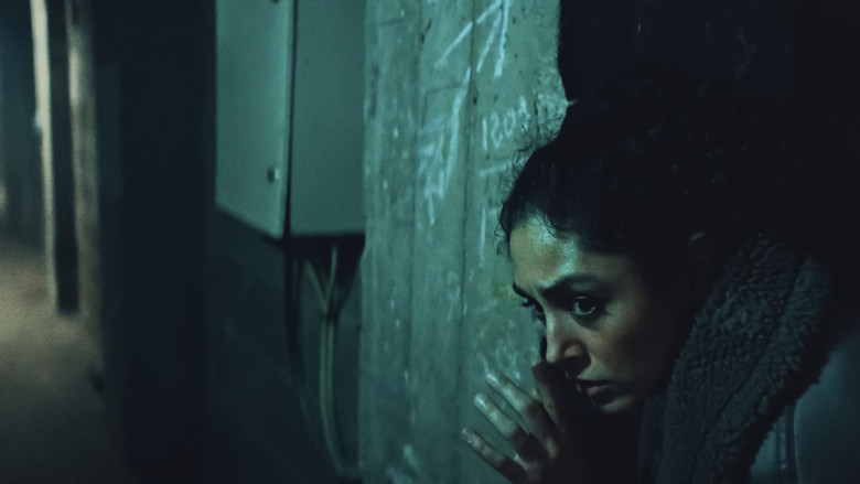 кадр из фильма Ведьма в капюшоне