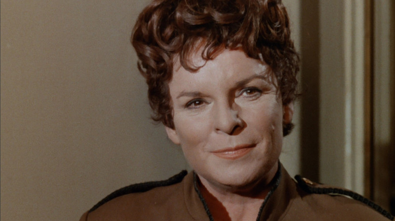 кадр из фильма 99 женщин