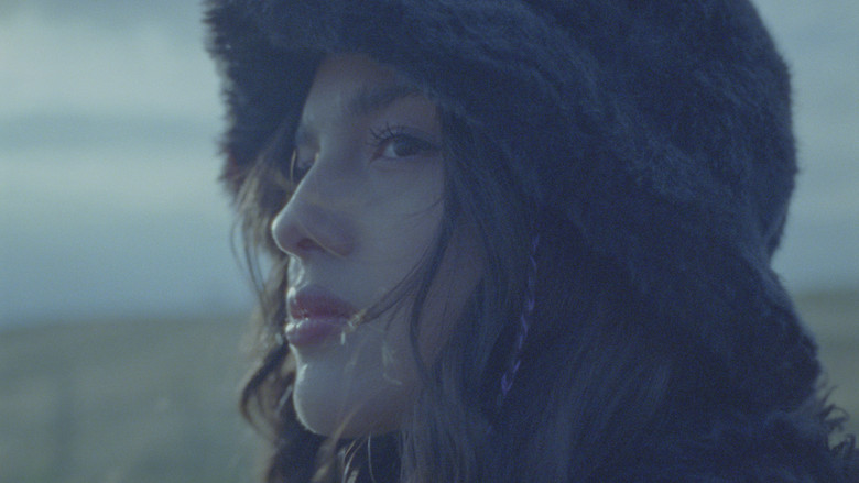 кадр из фильма OLIVIA RODRIGO: driving home 2 u (a SOUR film)