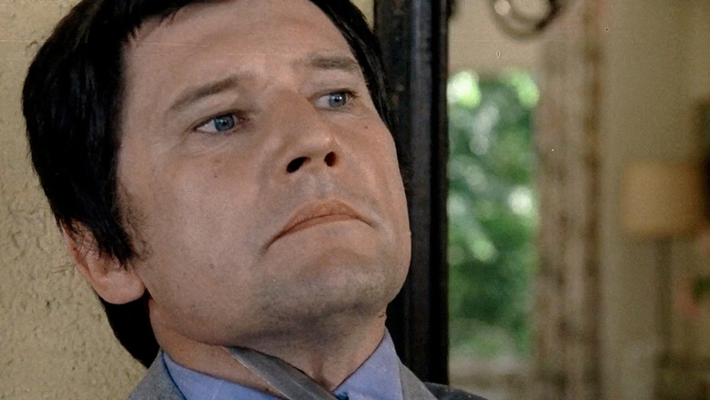 кадр из фильма Цыган