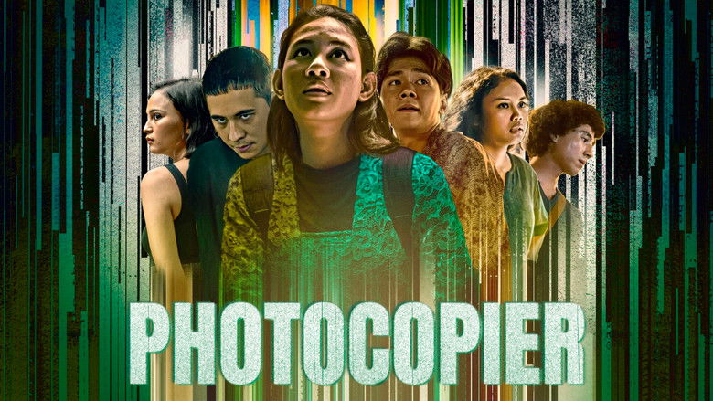 кадр из фильма В копировальном центре