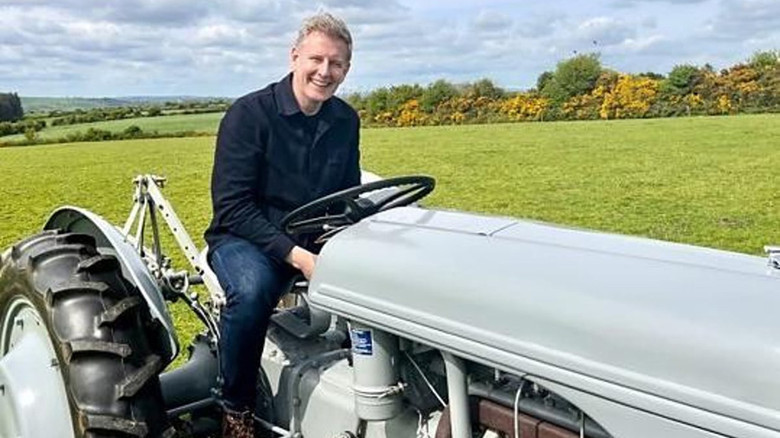 кадр из фильма Tractor Wars: Ferguson vs Ford