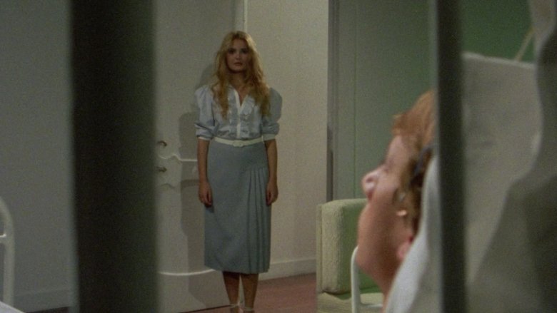 кадр из фильма Патрик ещё жив