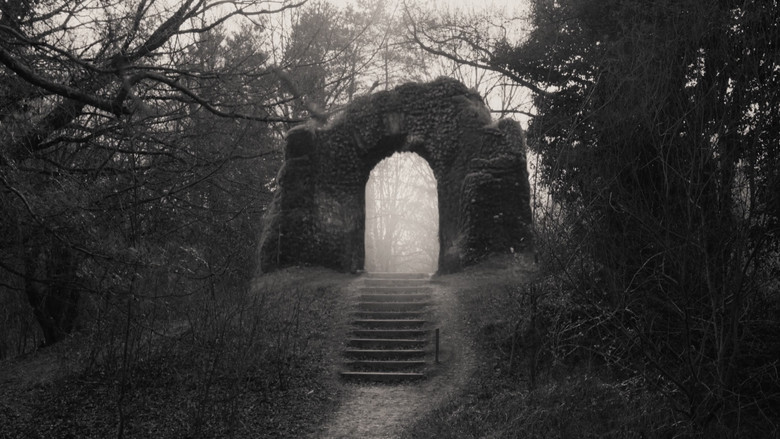 кадр из фильма OBITUS