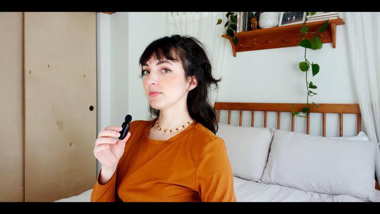 кадр из фильма Living in Hanna