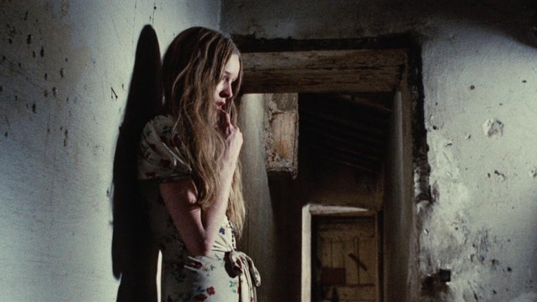 кадр из фильма Что они сделали с Соланж?