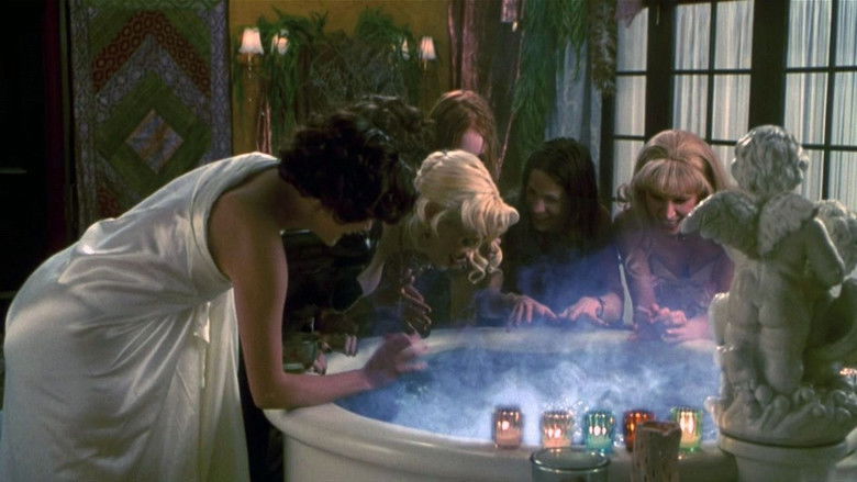 кадр из фильма Четыре комнаты