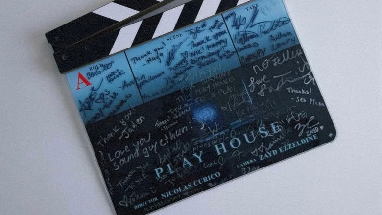 кадр из фильма Play House