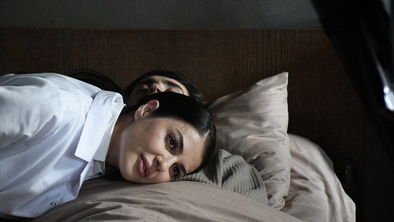 кадр из фильма Ölü Həsən