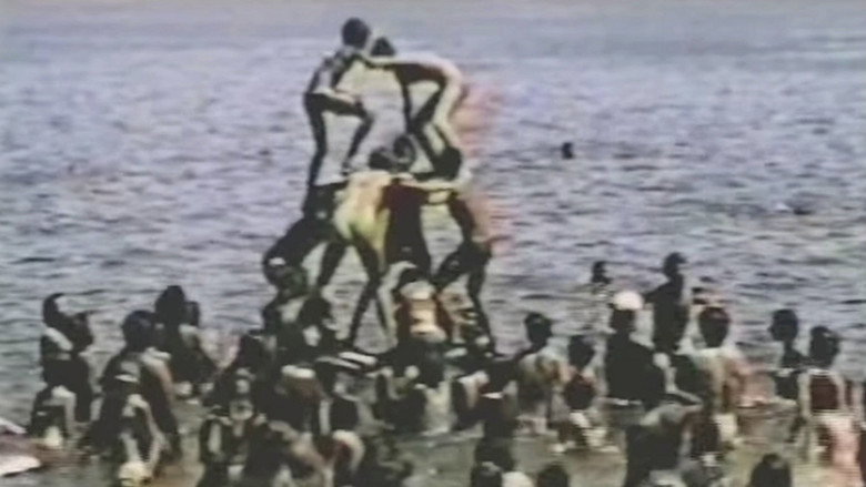 кадр из фильма Os Pobres Vão à Praia