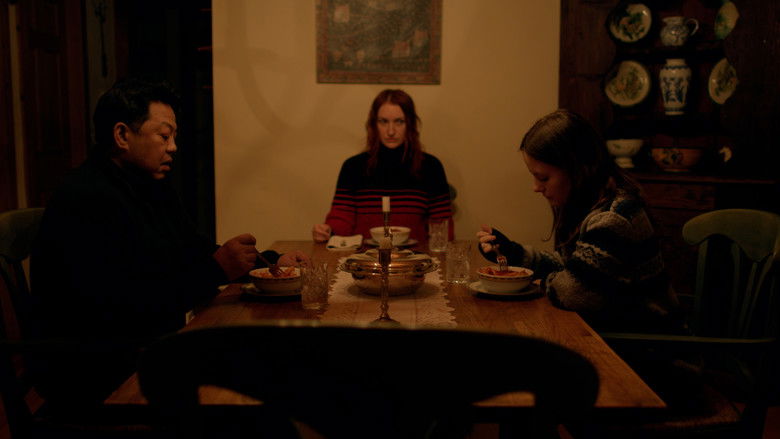 кадр из фильма Her '83