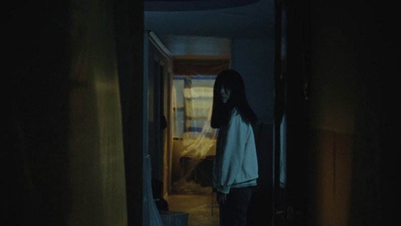 кадр из фильма Дворец голубого Солнца