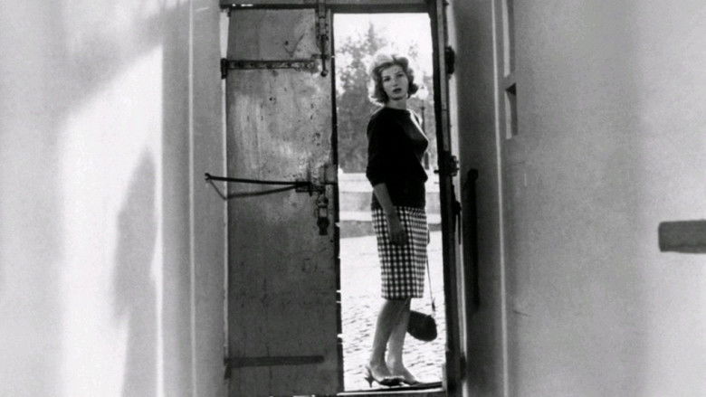 кадр из фильма Приключение